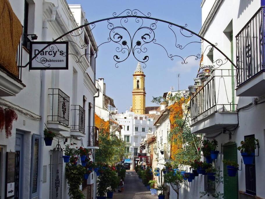 Beachfront Townhouse Estepona Esterno foto